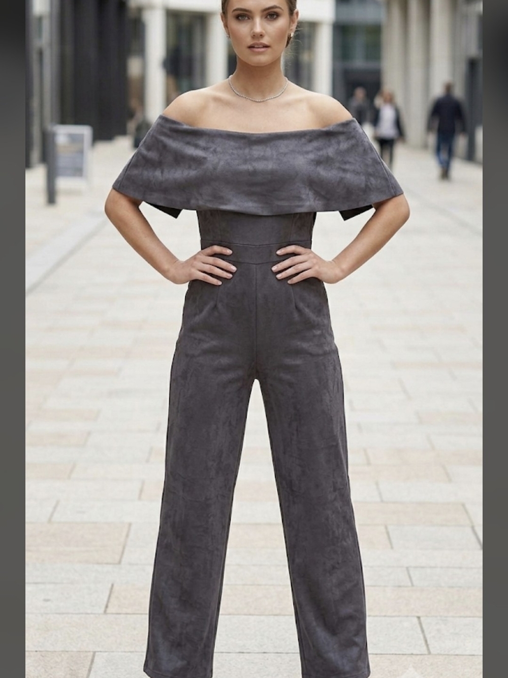 Do+Be Grey Faux Suede Jumper Jumpsuit Size Small. Condition is Pre-owned - Excel